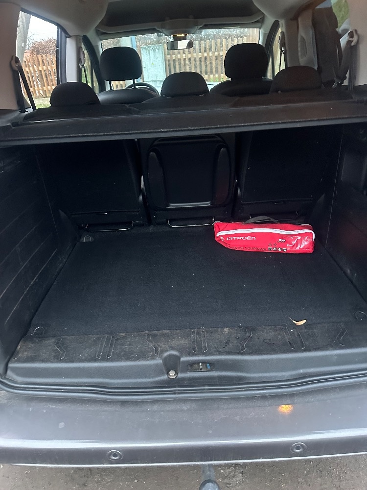 Prodám citroen Berlingo 1.6 Hdi "nové Adblue a alternátor" - 7