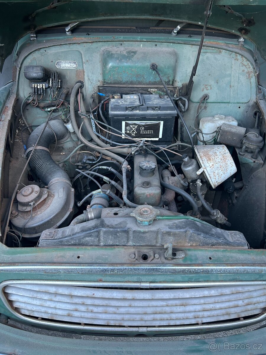 Morris Minor 1000, r.v. 1971 včetně TP - 7