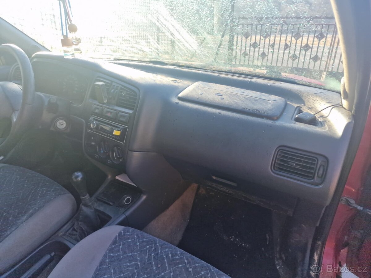 Nissan Primera P11 - 7