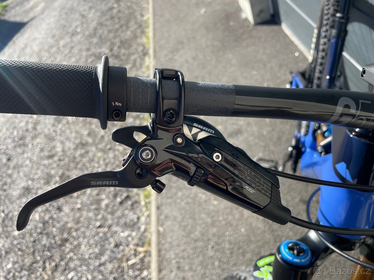 Canyon Torque CF9 2021 vel. M TOP stav NOVÁ CENA - 7