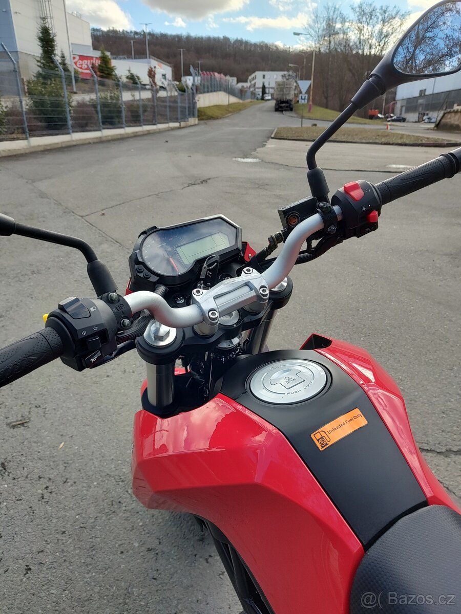 Benelli Tnt 125 - 7