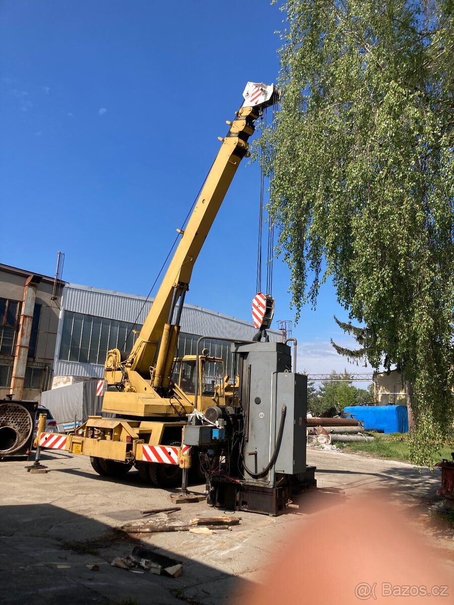 Prodám autojeřáb AD20 stále v provozu - 7