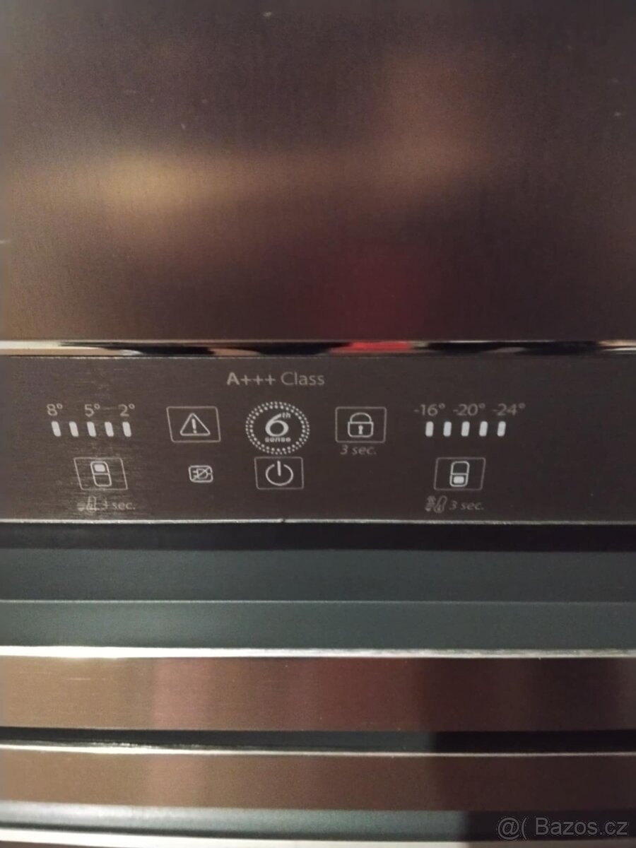 Lednice Whirlpool - 7