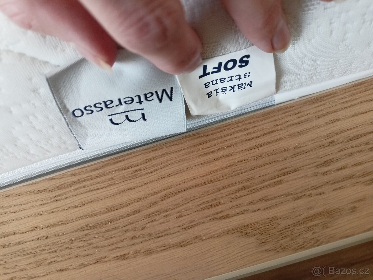 Postel IKEA Malm +rošt+matrace+noční stolek - 7