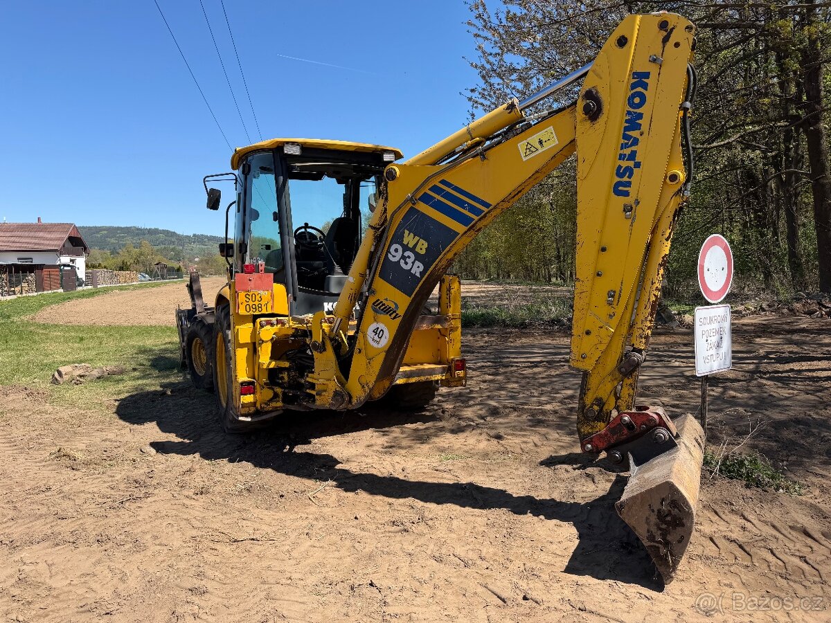 traktorbagr Komatsu WB93R - 7
