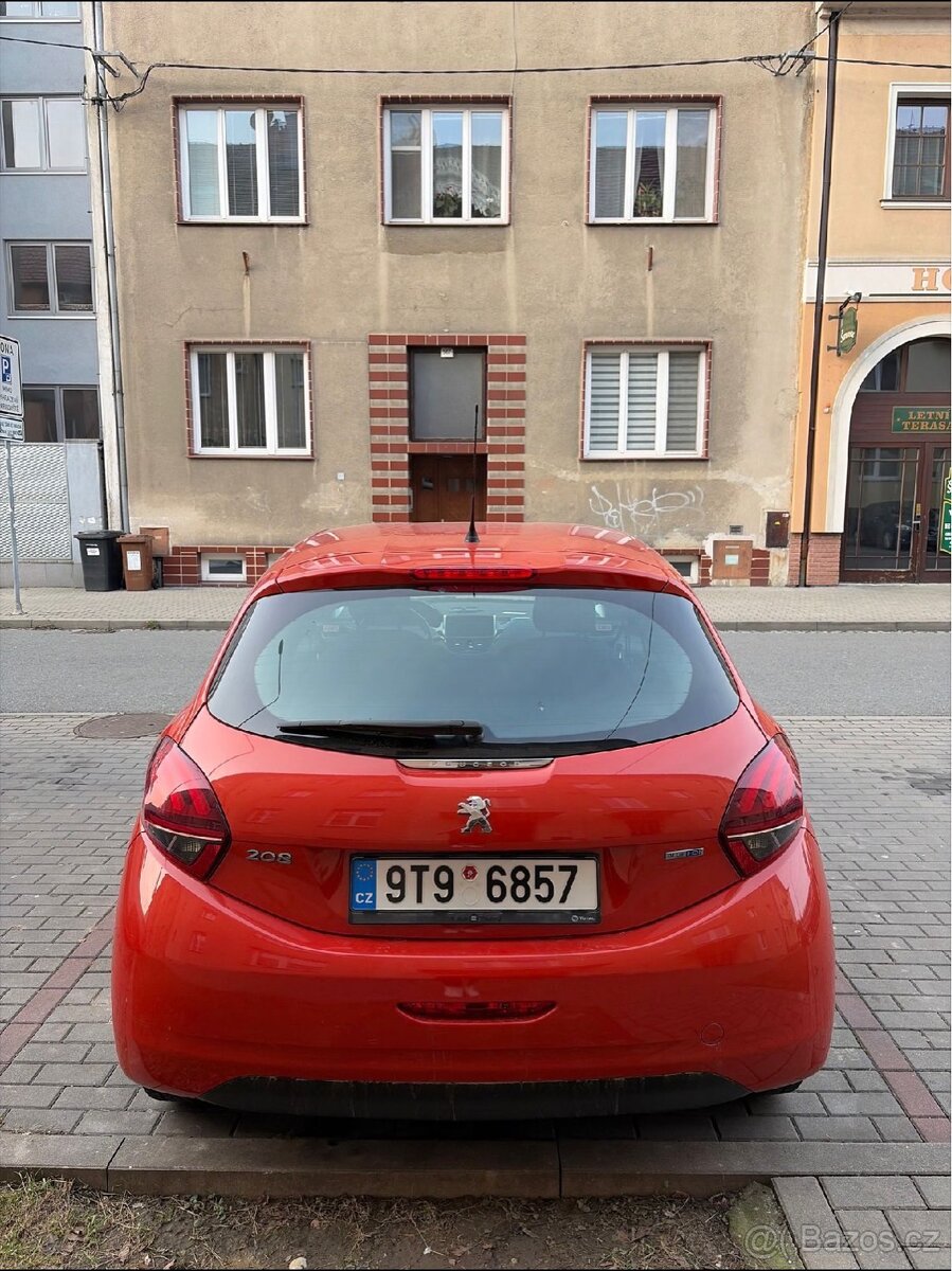 Peugeot 208 - 7