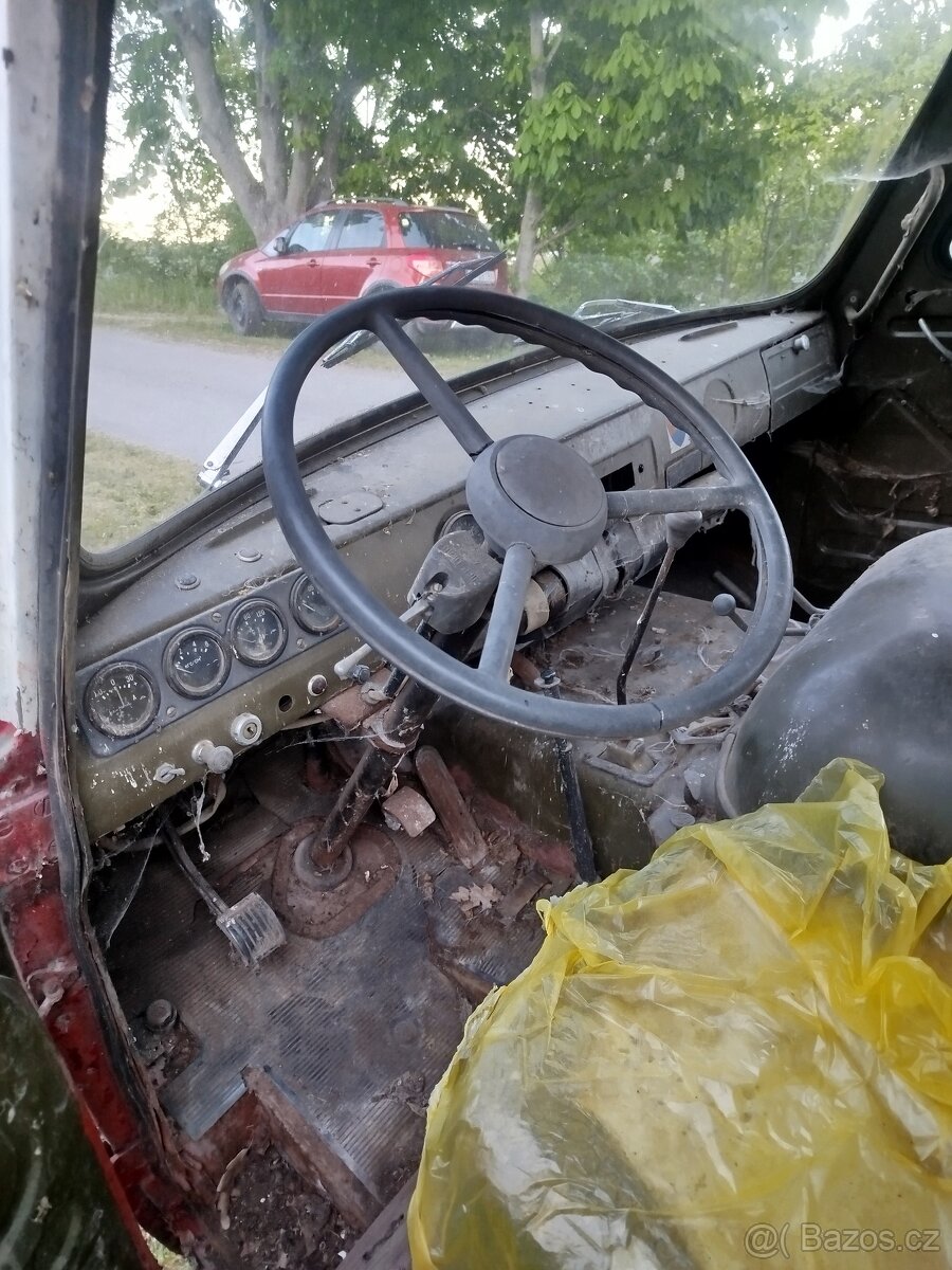Uaz 452 - 7