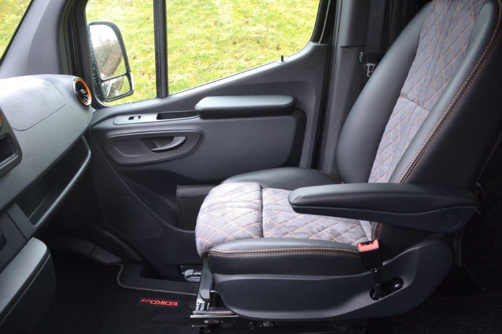 Mercedes-Benz Sprinter 317 CDi Camper vestavba, obytný auto - 7