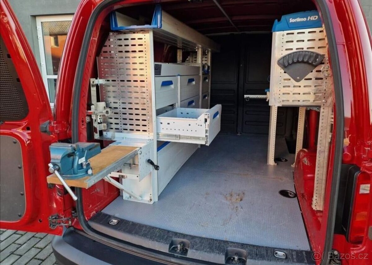 Volkswagen Caddy 1.4TGI Maxi, dílna, ČR,1.Maj - 7