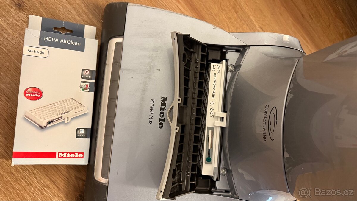 Vysavač Miele S7580 Power Plus +příslušenství - 7