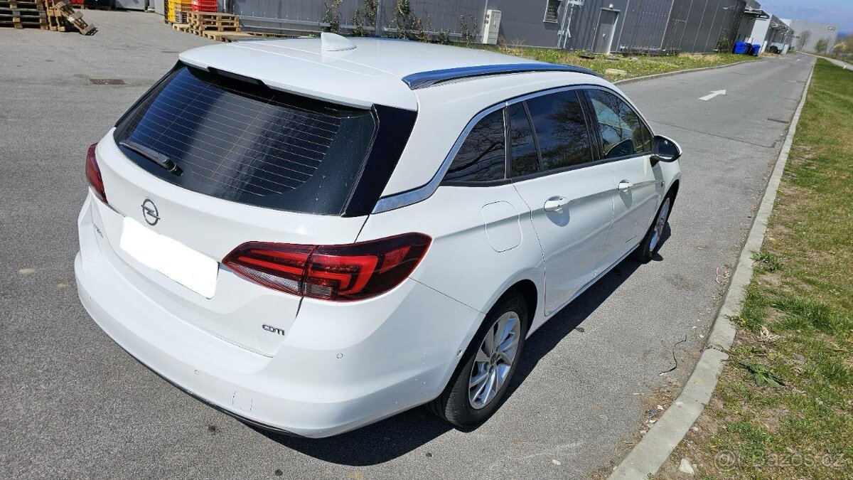 Opel Astra Sport Tourer ST 1.6 CDTI S S 110k ECOTEC Dynamic - 7