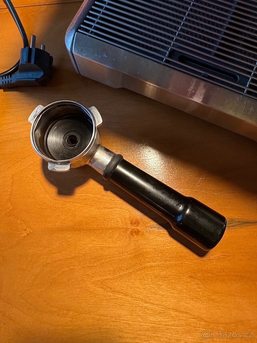 Pákový kávovar Catler ES 8012 na opravu / na díly - 7