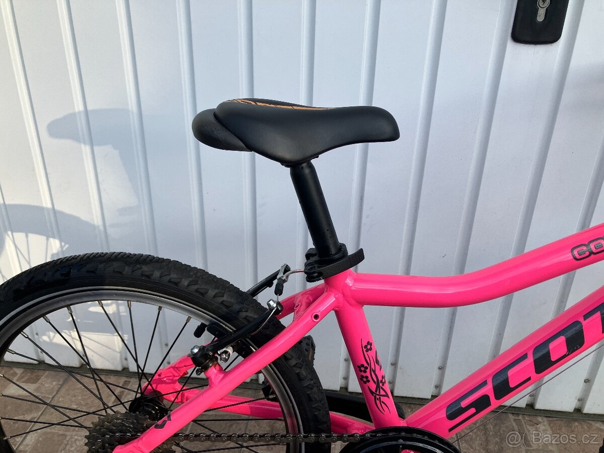 DÍVČÍ KOLO 20 - 7