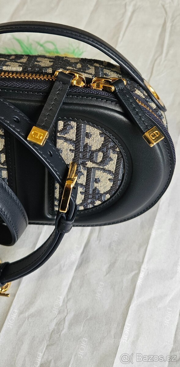 Christian Dior CD Signature Oval Camera - 7