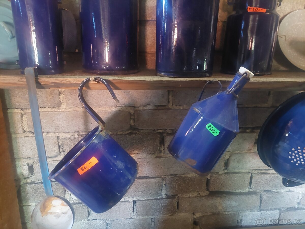 Stare Plechové NÁDOBÍ - 7