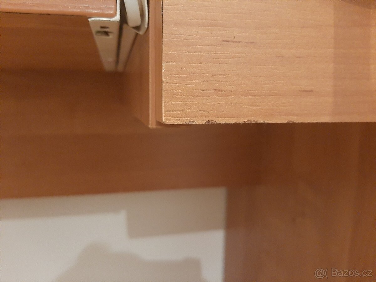 Psaci stul s uloznym prostorem - 7