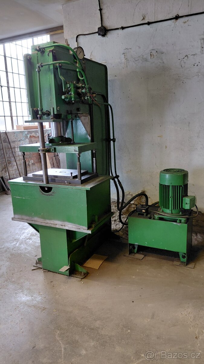 ROZPRODEJ STROJŮ - 7