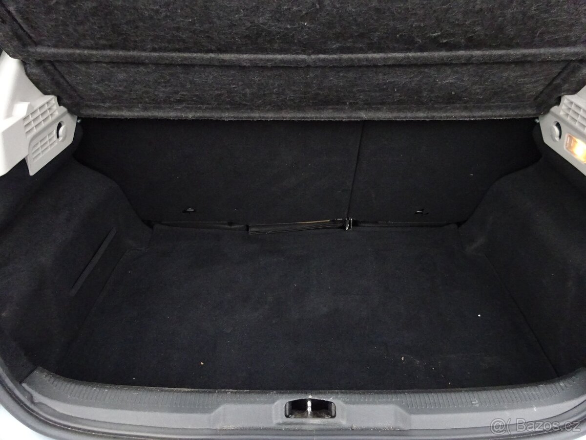 Peugeot 207 1,6 HDI - 7