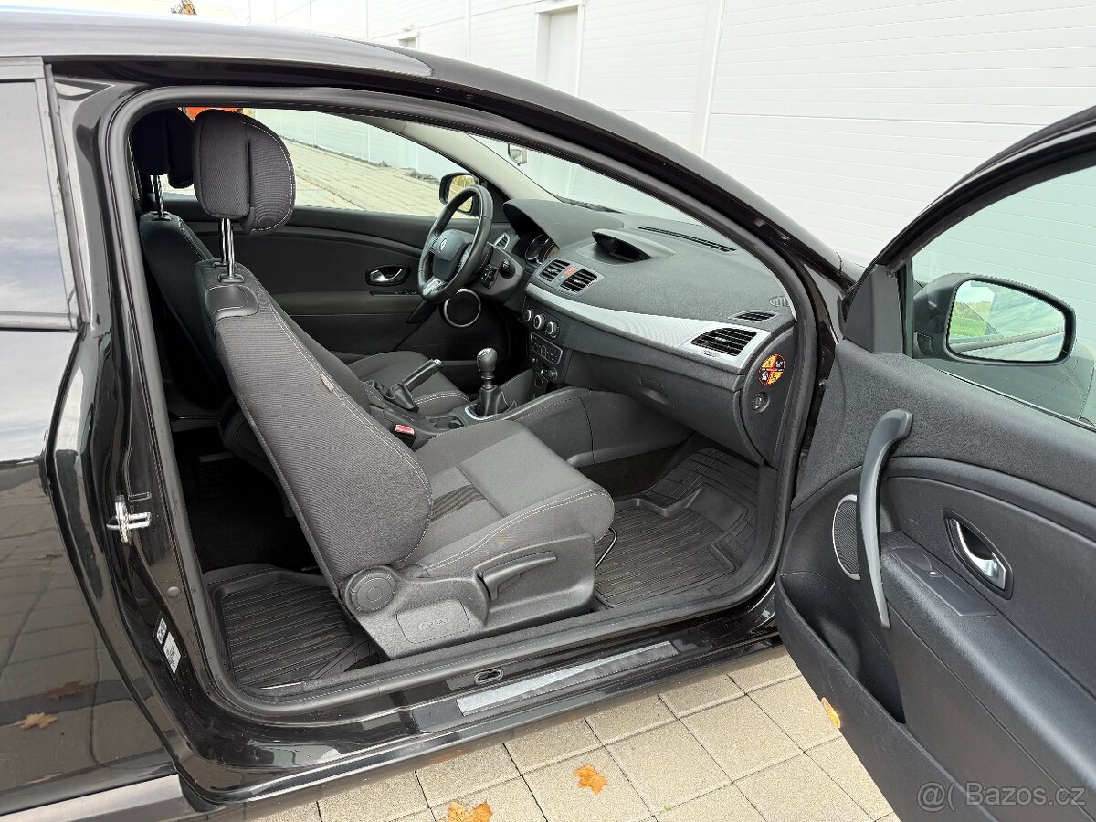 Renault Megane COUPE, 1.4 benzín, 150.836 km, rok 2010 - 7