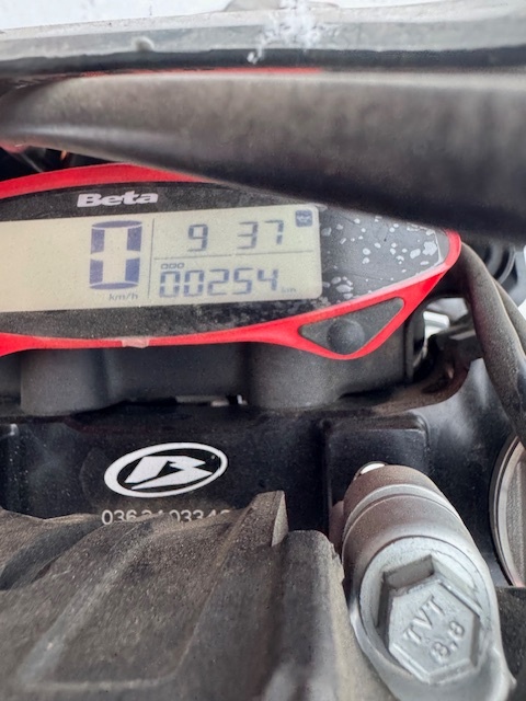 BETA XTRAINER 300 2T MY25 - 7