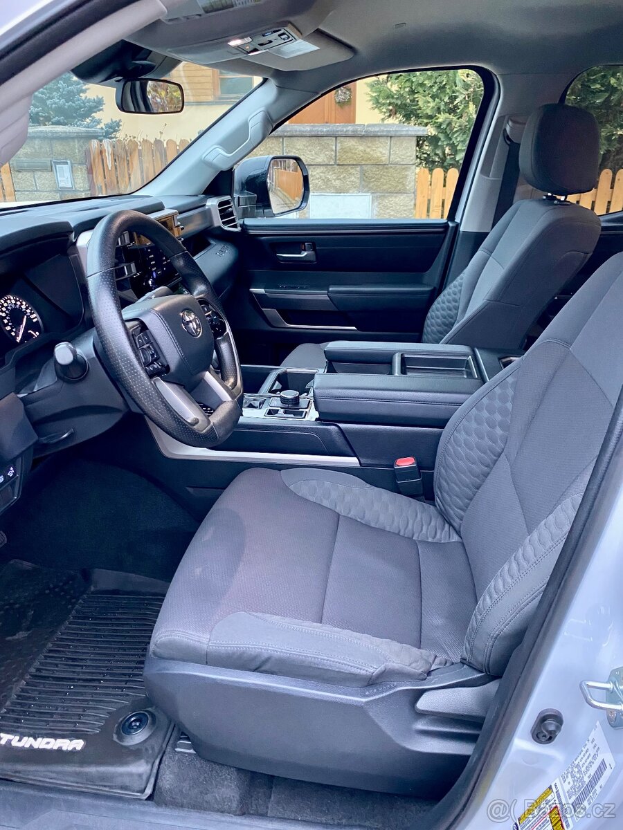 Toyota Tundra 3.5 SR5 4x4 Biturbo automat, rok 2022, 19 tkm - 7