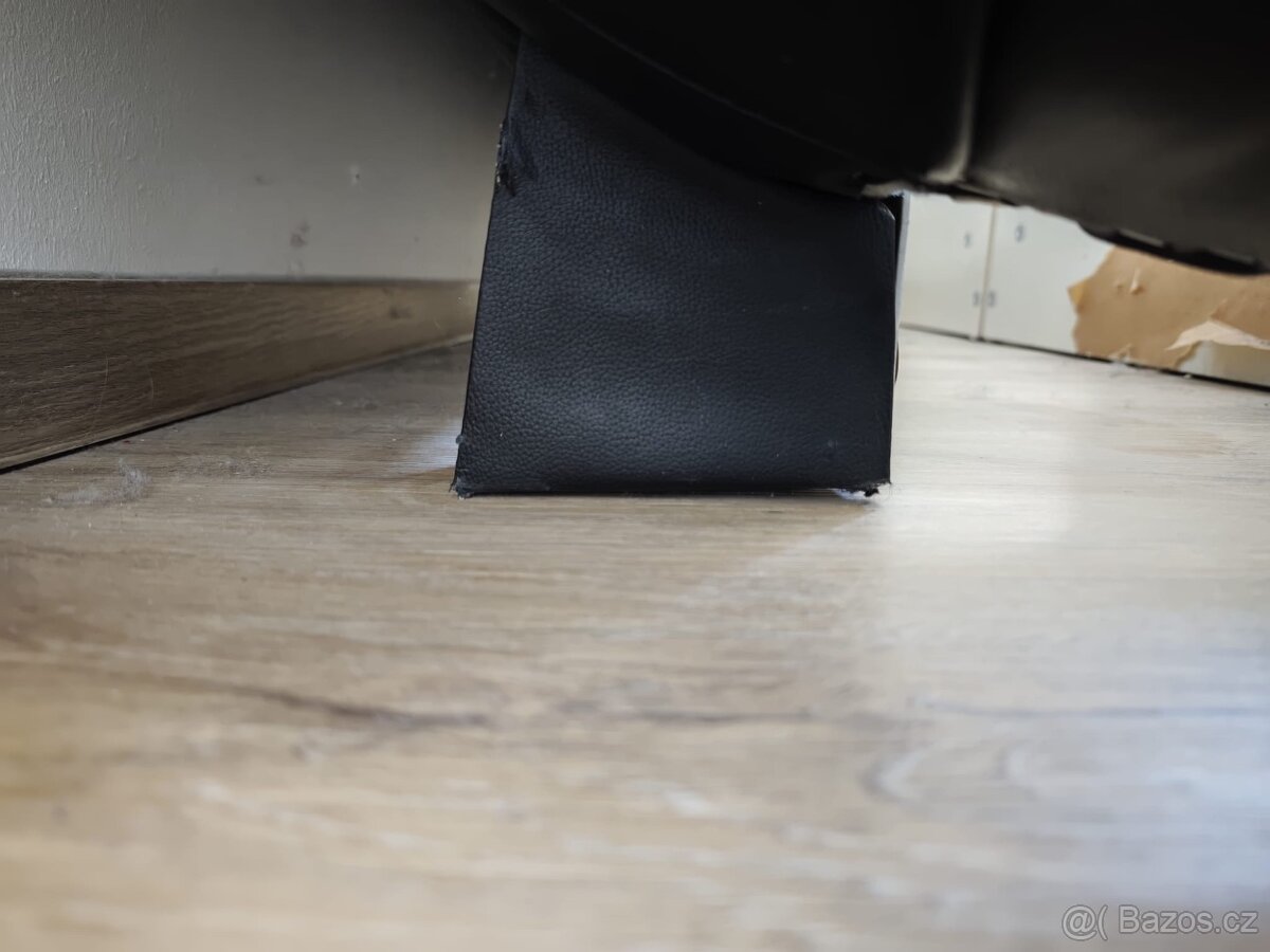 Manželská postel s úložným prostorem - 7