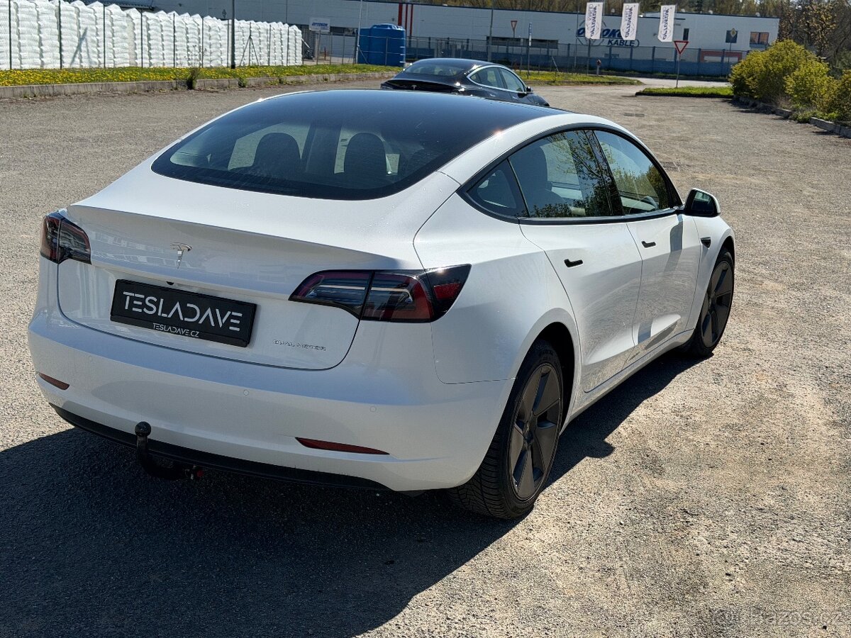 Tesla Model 3 Long Range AWD - 7
