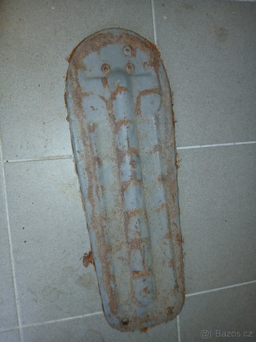 Jawa 50 pionyr - plech sedla - 7