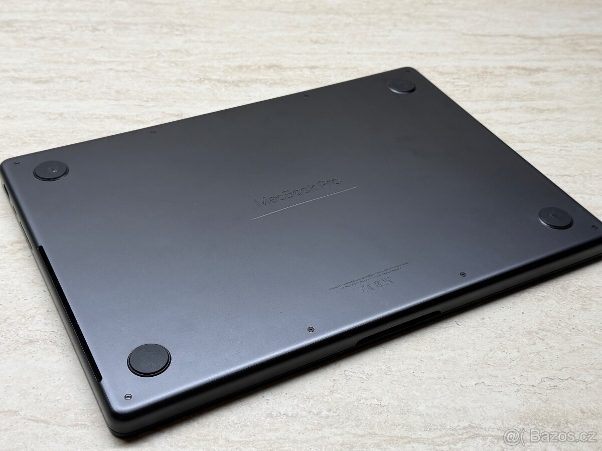 MacBook Pro 14" / M3 Max / 36GB / 1TB - 7