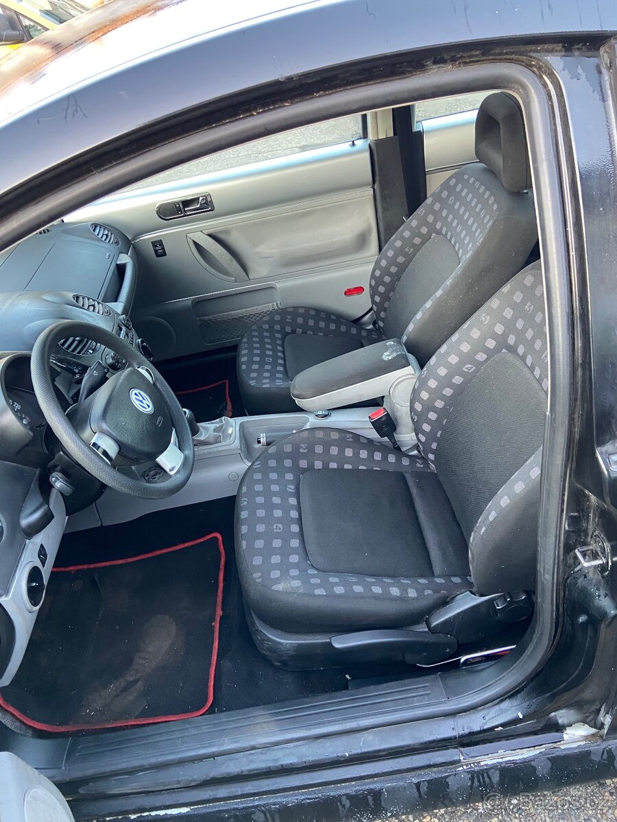 Prodam VW NEW BEETLE 2.0i 85Kw - 7