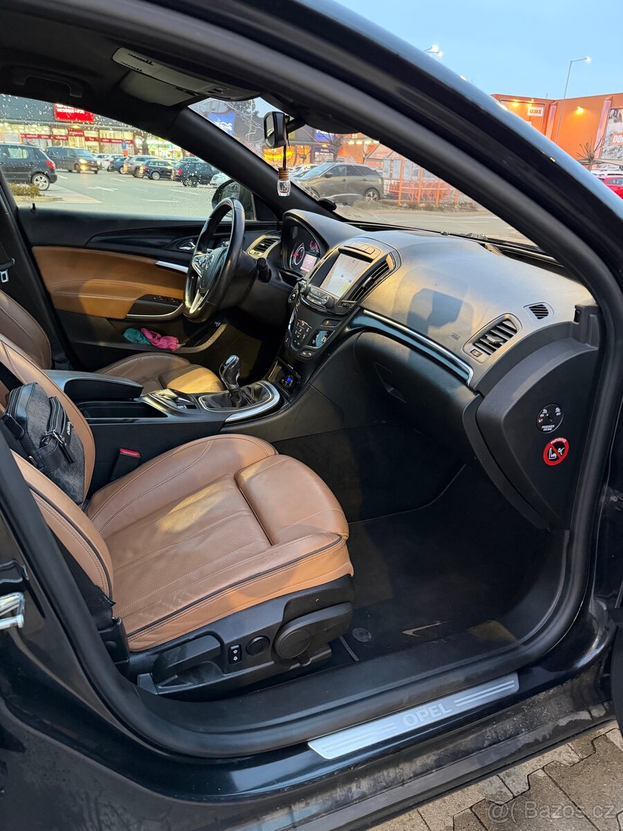 Opel Insignia 2.0 BiTurbo 2013 – TOP stav - 7