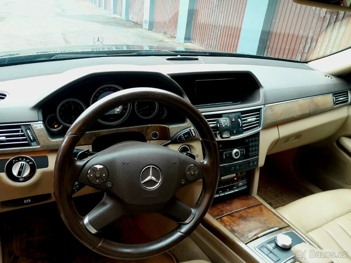 Mercedes Benz E 350 CDI BlueEFFICIENCY - 7