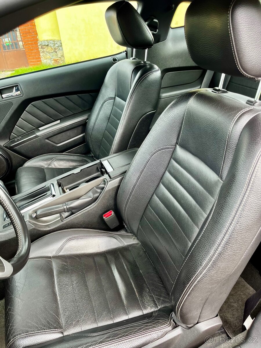 Ford Mustang 2012, V6, 3,7 - 7