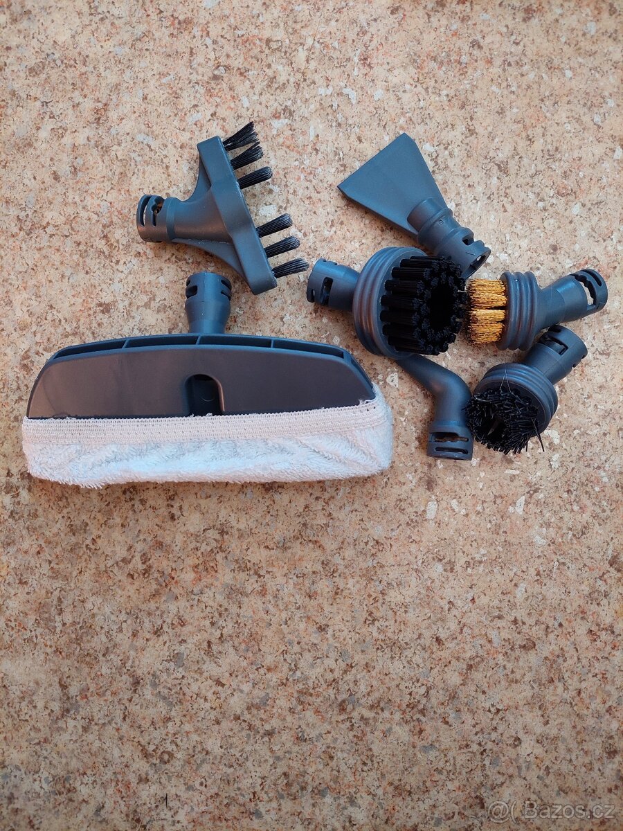 Parní Čistič Dirt Devil AquaClean 2in1 - 7