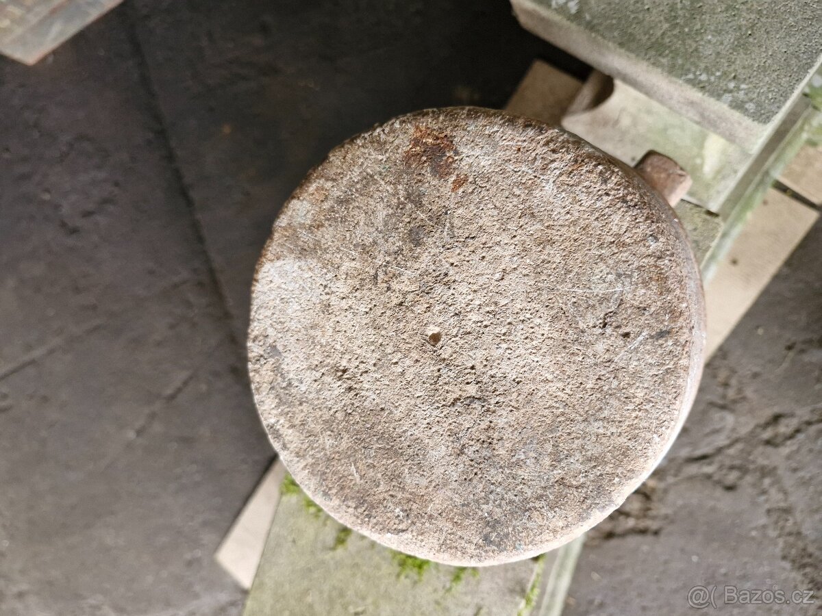 Kamenný historický hmoždíř - 7
