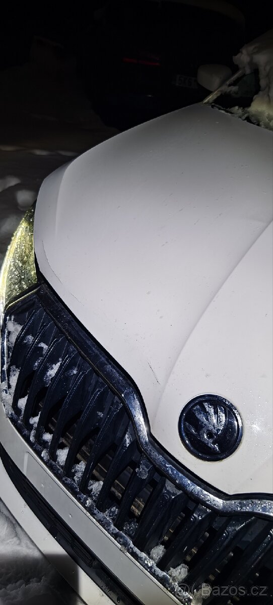 Fabia 3 kapota bílá facelift - 7