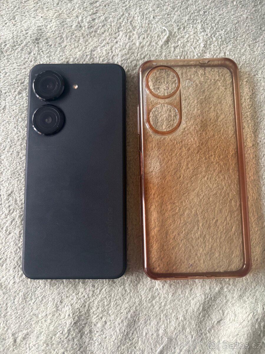 Asus Zenfone 9 - 7