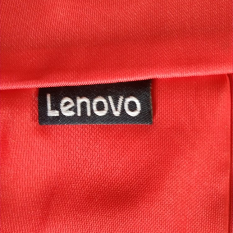 Batoho Lenovona počítač, do města, městský. - 7