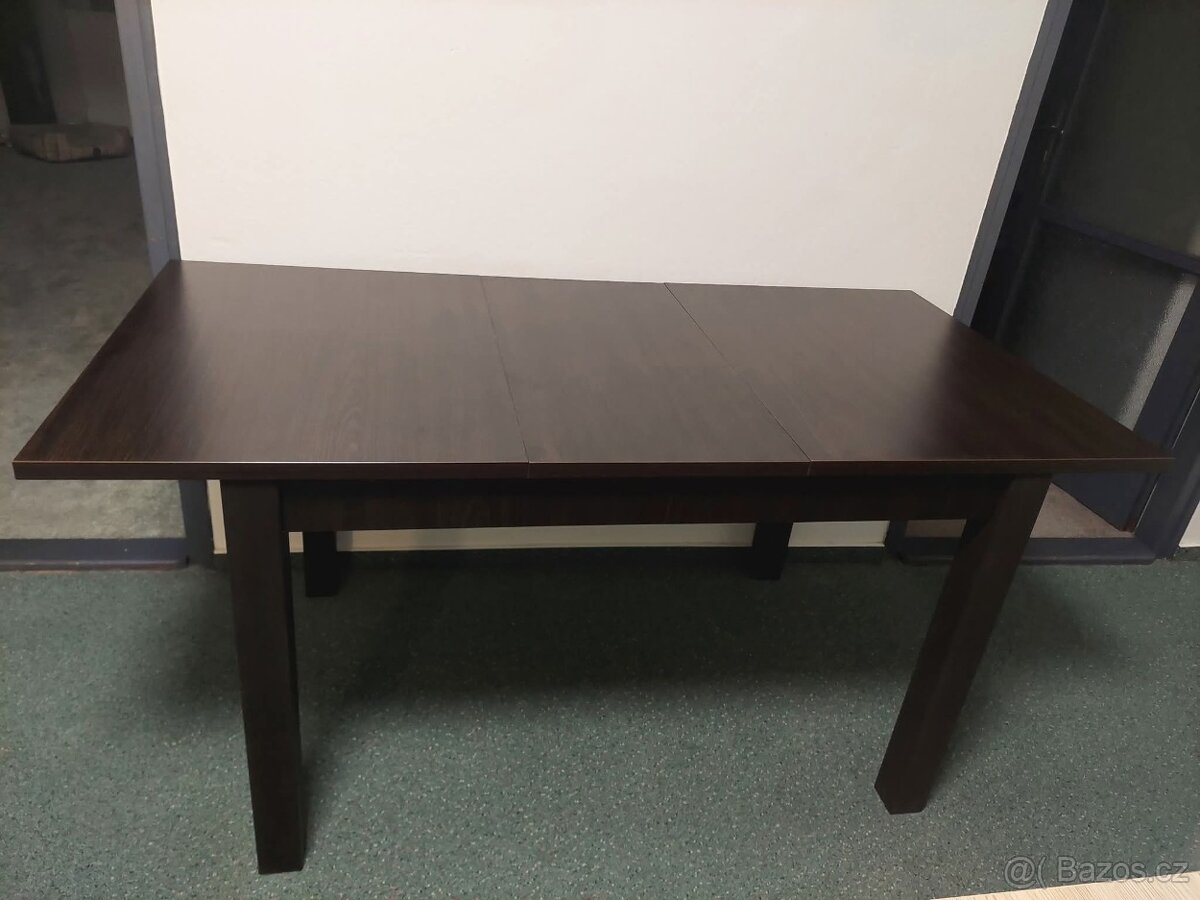 Jídelní stůl - 7