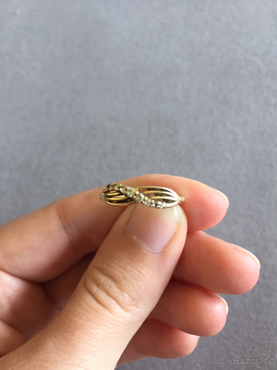 Prodám zlatý prsten se zirkony - 7