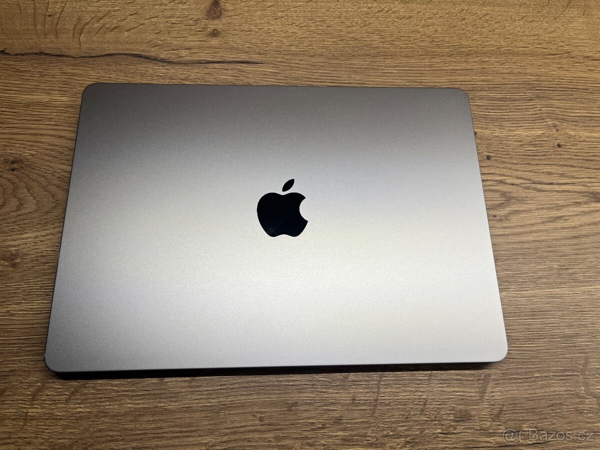 Apple MacBook Air 13.6" (2022) s čipem M2 - 7