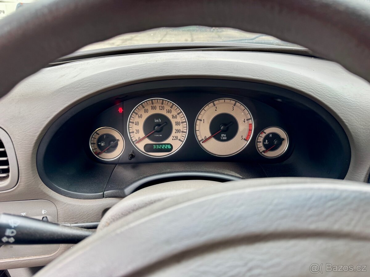 CHRYSLER GRAND VOYAGER - 7