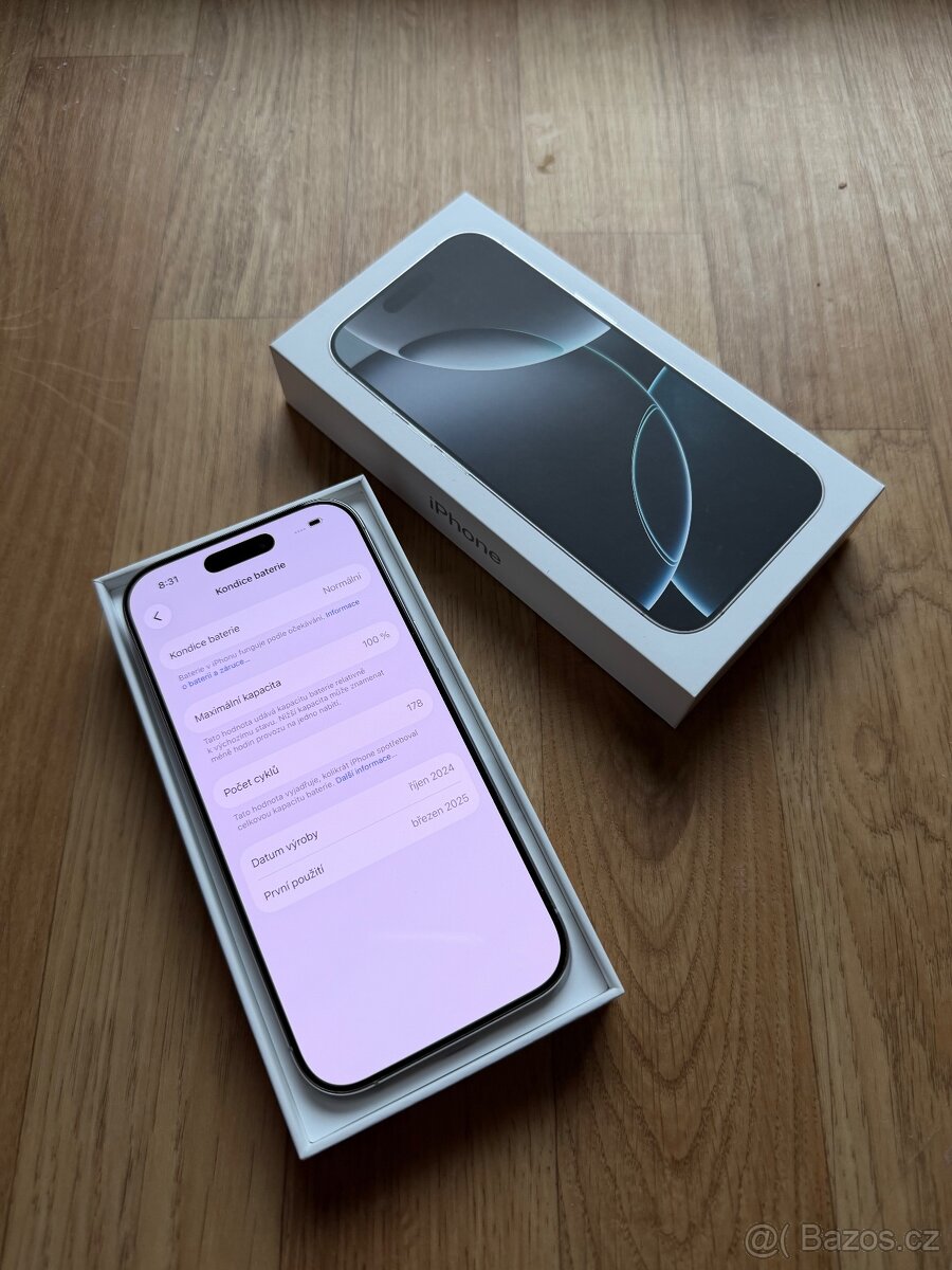 Apple iPhone 16 Pro 128GB bílý titan - 7