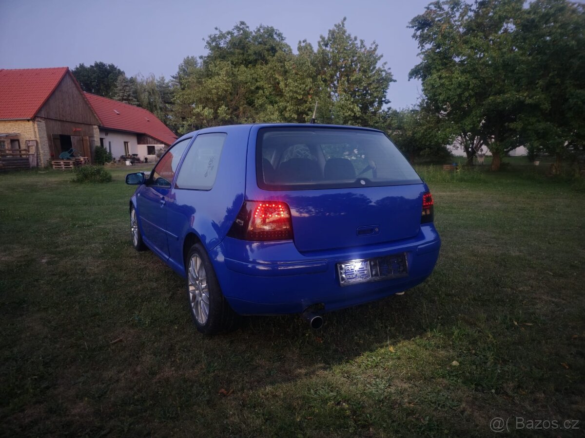 VW Golf 1.8T 150kW 3dvř. - 7