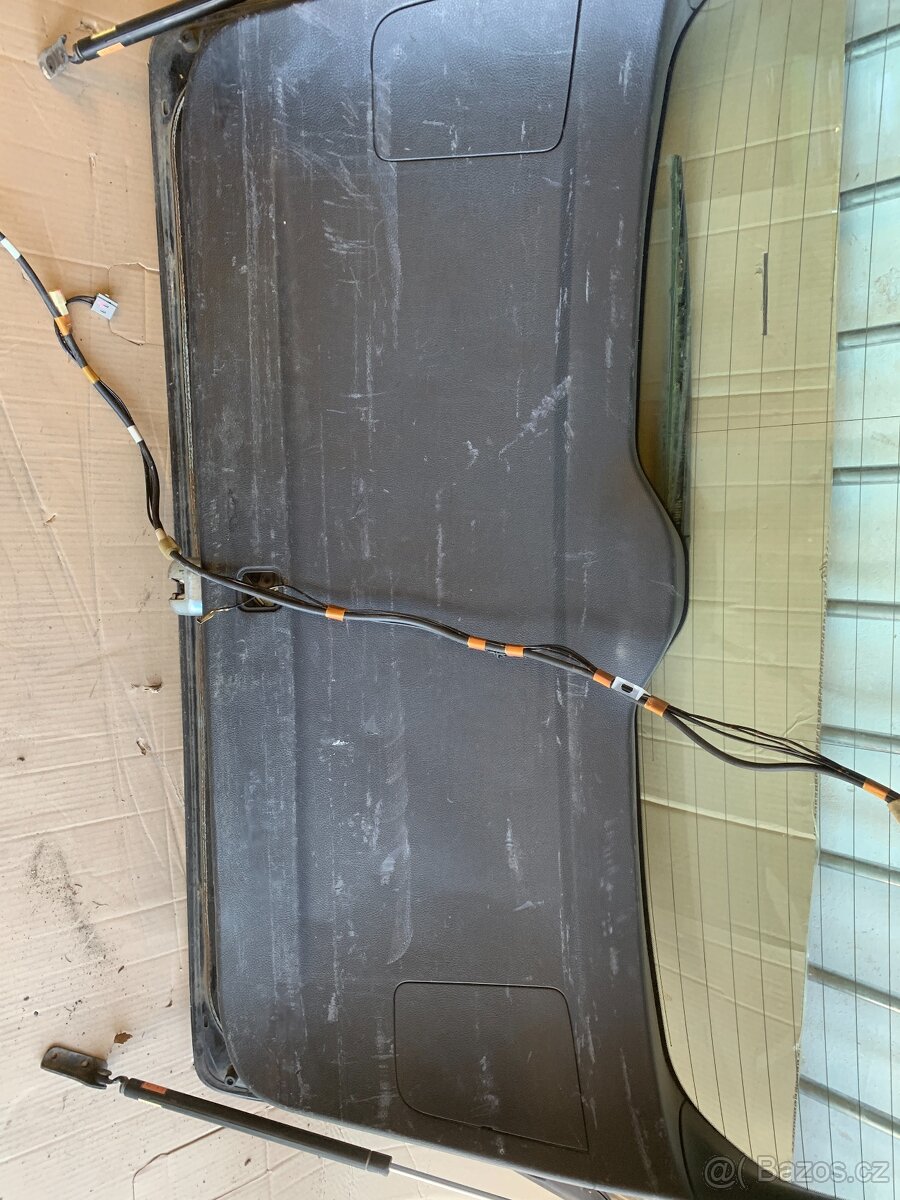 Subaru Outback 2009-2015, zadní 5. (páté) dveře - 7