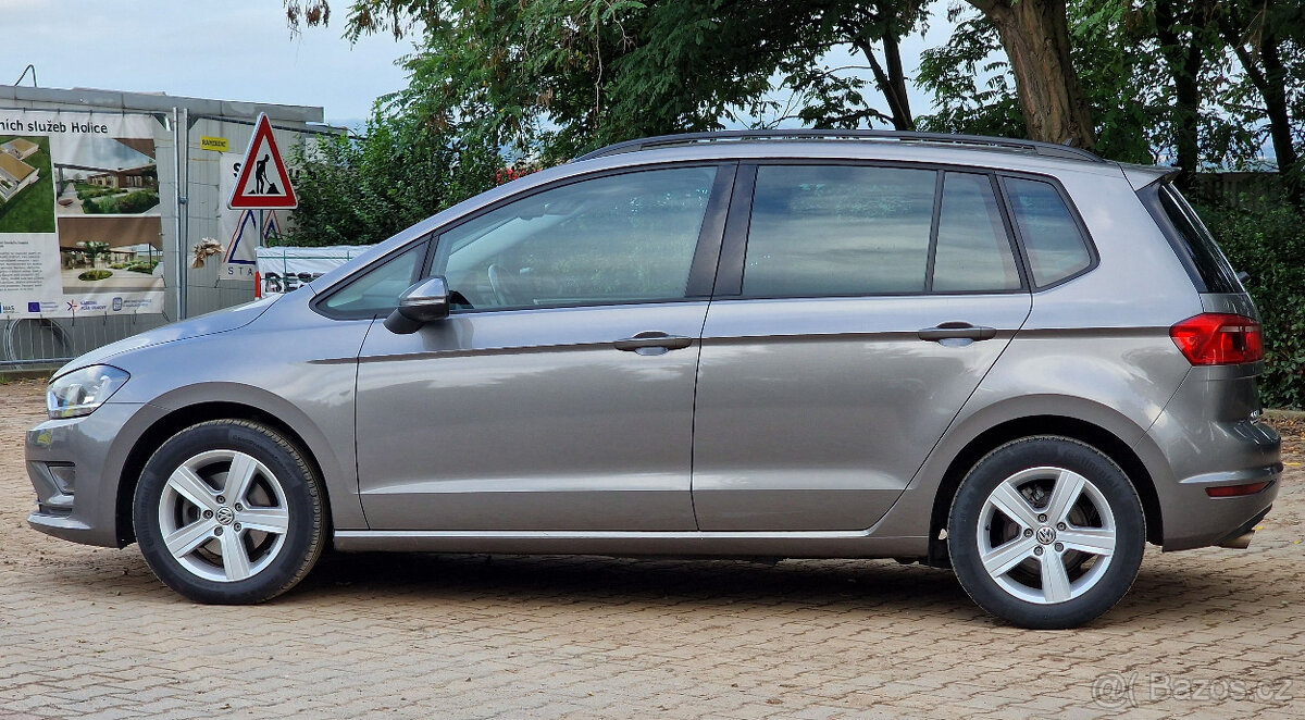VOLKSWAGEN GOLF SPORTSVAN 1,6 TDi 81 kW - 7