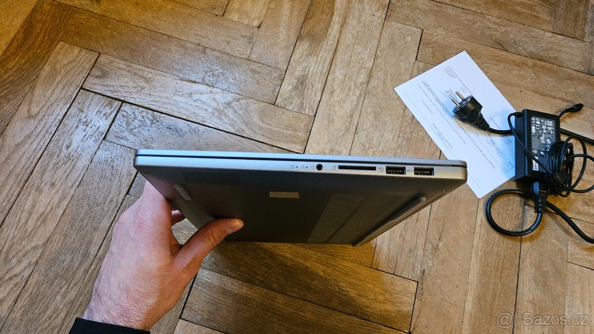 Lenovo IdeaPad Pro 5 14APH8 7840HS 32GB 1TB 14" 2.8K 120Hz - 7