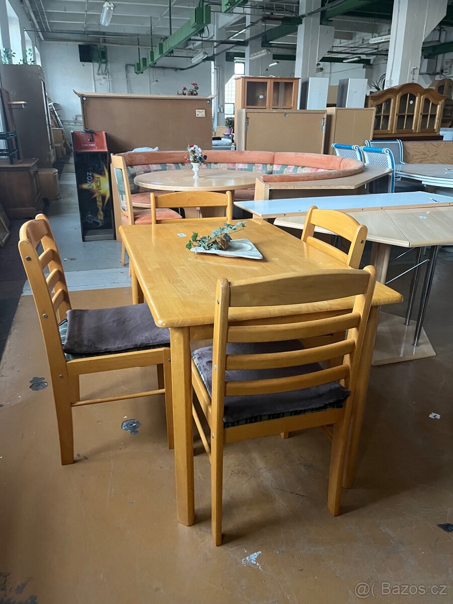 Jídelní stůl se židlemi - 7