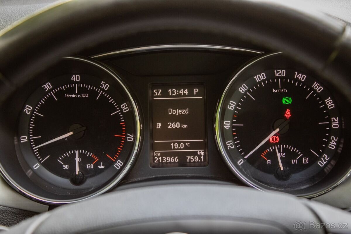 Škoda Superb 3.6 FSI V6 4x4 Elegance DSG / Pano - 7
