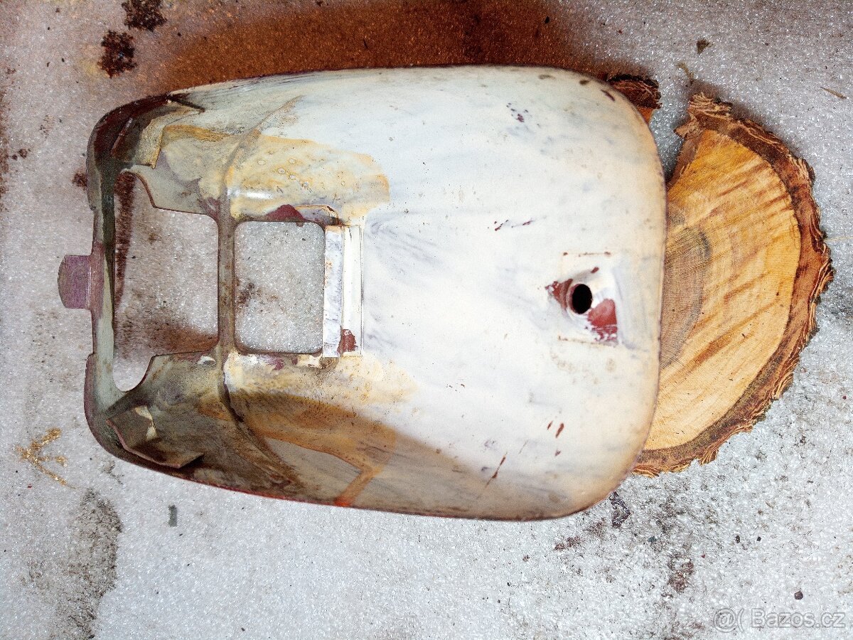 Jawa kývačka kryt světla - 7